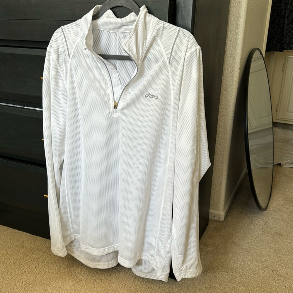 ASICS lightweight quarter zip pull over